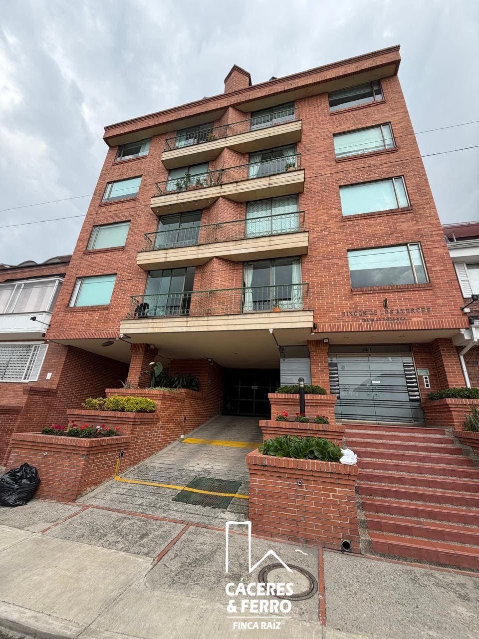 Apartamento en arriendo Cundinamarca Bogotá El Batan 68 m2 Habitaciones 2 Baños 2 Garajes 1 Precio $4200000
