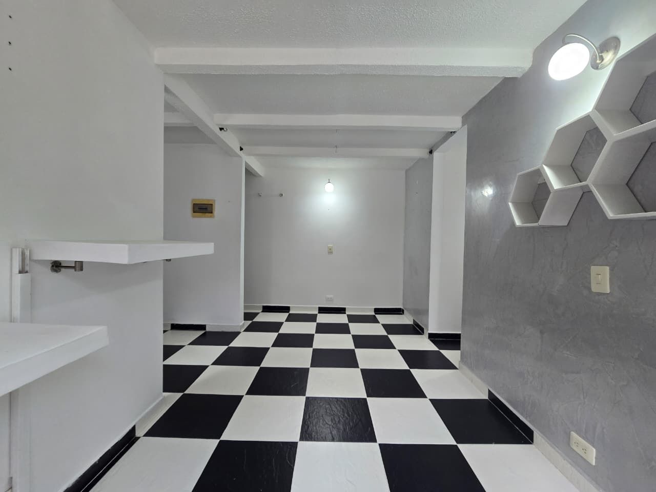 Apartamento en arriendo Antioquia Medellín La Hondonada 48 m2 Habitaciones 2 Baños 1 Garajes 0 Precio $1850000
