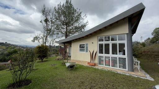 Casa Campestre en venta Antioquia Guarne Guarne 160 m2 Habitaciones 3 Baños 4 Garajes 5 Precio $950000000