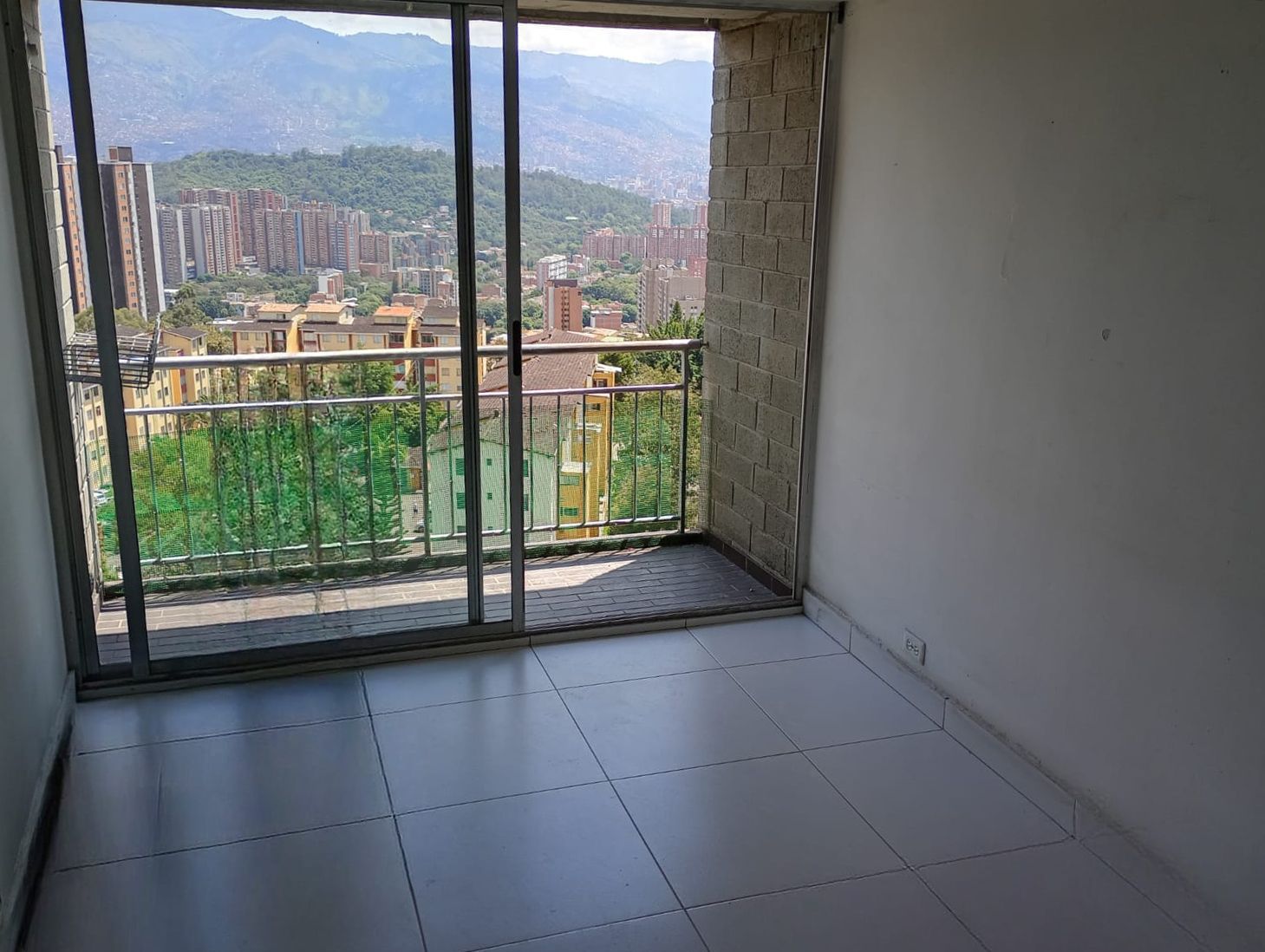 Apartamento en arriendo o venta Antioquia Medellín Calasanz 45 m2 Habitaciones 2 Baños 1 Garajes 0 Precio venta $265000000 Precio arriendo $1800000
