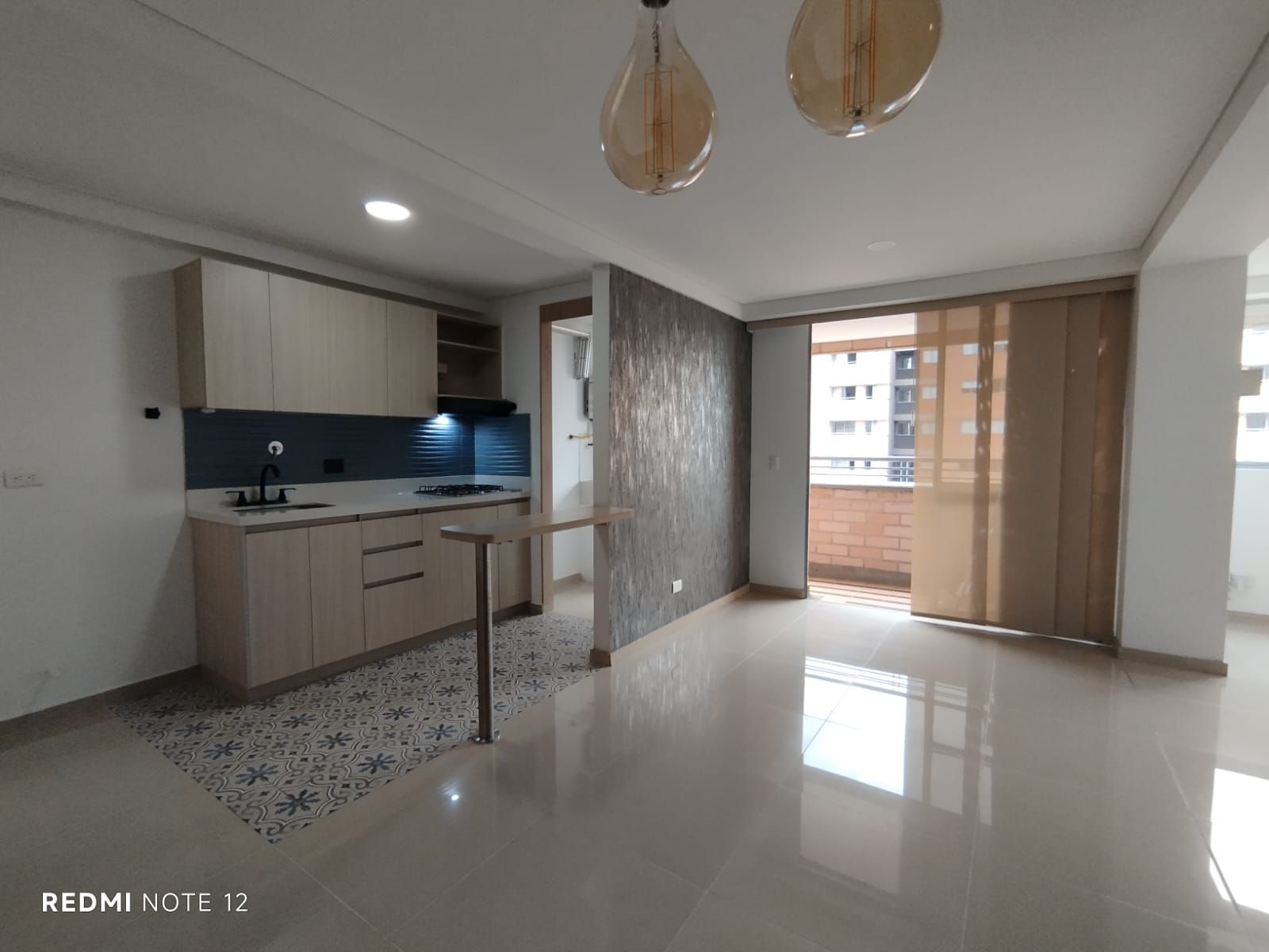 Apartamento en arriendo Antioquia Itagüí Las Acacias 68 m2 Habitaciones 2 Baños 2 Garajes 1 Precio $2600000