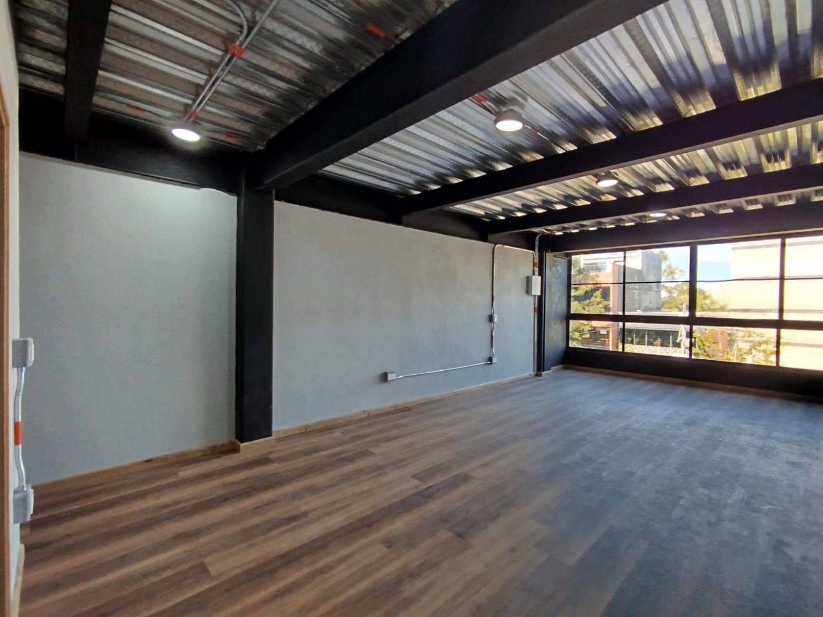 Oficina en arriendo Antioquia Rionegro Gualanday 54 m2 Habitaciones 0 Baños 1 Garajes 0 Precio $2900000