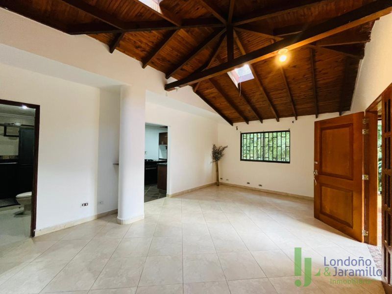 Casa en arriendo Antioquia Envigado El Salado 3100 m2 Habitaciones 4 Baños 4 Garajes 4 Precio $10000000
