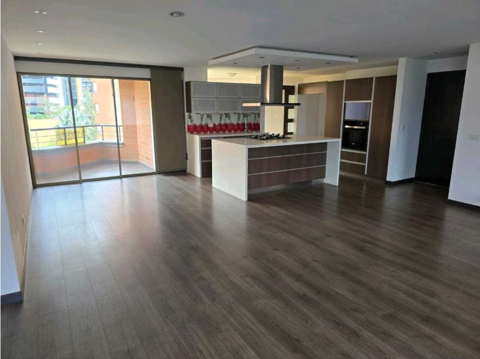 Apartamento en venta Antioquia Medellín Castropol 150 m2 Habitaciones 3 Baños 2 Garajes 2 Precio $1300000000