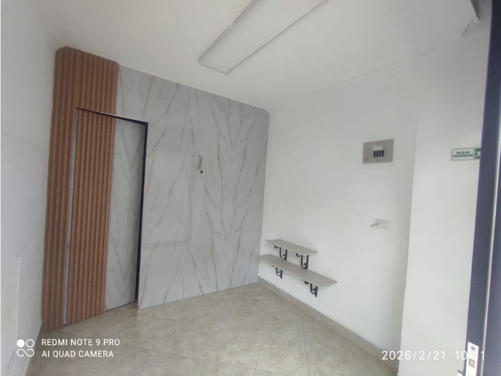 Local en arriendo Antioquia Medellín San Bernardo 15 m2 Habitaciones 0 Baños 1 Garajes 0 Precio $1530000
