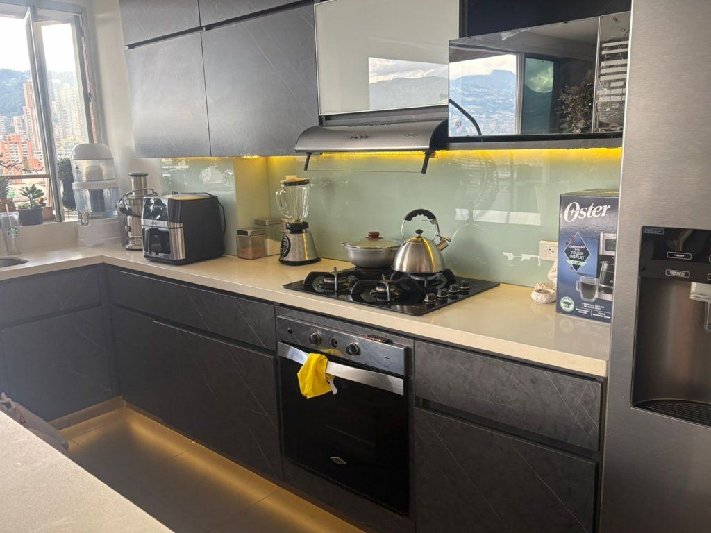 Apartamento en venta Antioquia Medellín Alejandria 125 m2 Habitaciones 2 Baños 3 Garajes 2 Precio $1450000000