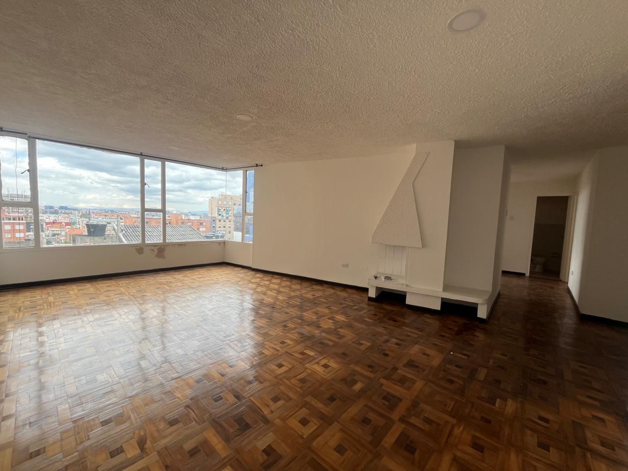 Apartamento en venta Cundinamarca Bogotá Pardo Rubio 99 m2 Habitaciones 3 Baños 2 Garajes 1 Precio $500000000