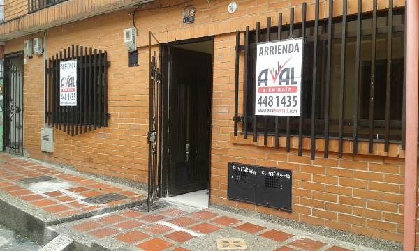 Casa en arriendo Antioquia Itagüí Asturias 92 m2 Habitaciones 3 Baños 2 Garajes 0 Precio $2300000