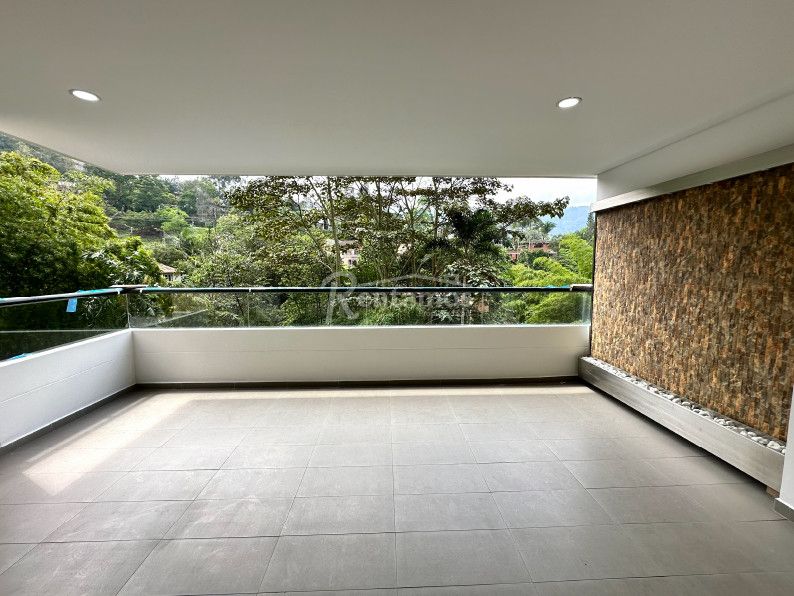 Apartamento en arriendo Antioquia Envigado La Pradera 190 m2 Habitaciones 4 Baños 4 Garajes 3 Precio $9500000