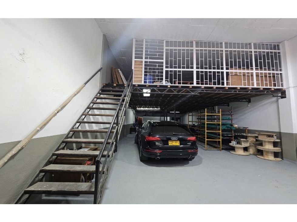 Local en arriendo Cundinamarca Bogotá Estación Central 437 m2 Habitaciones 0 Baños 4 Garajes 0 Precio $25000000