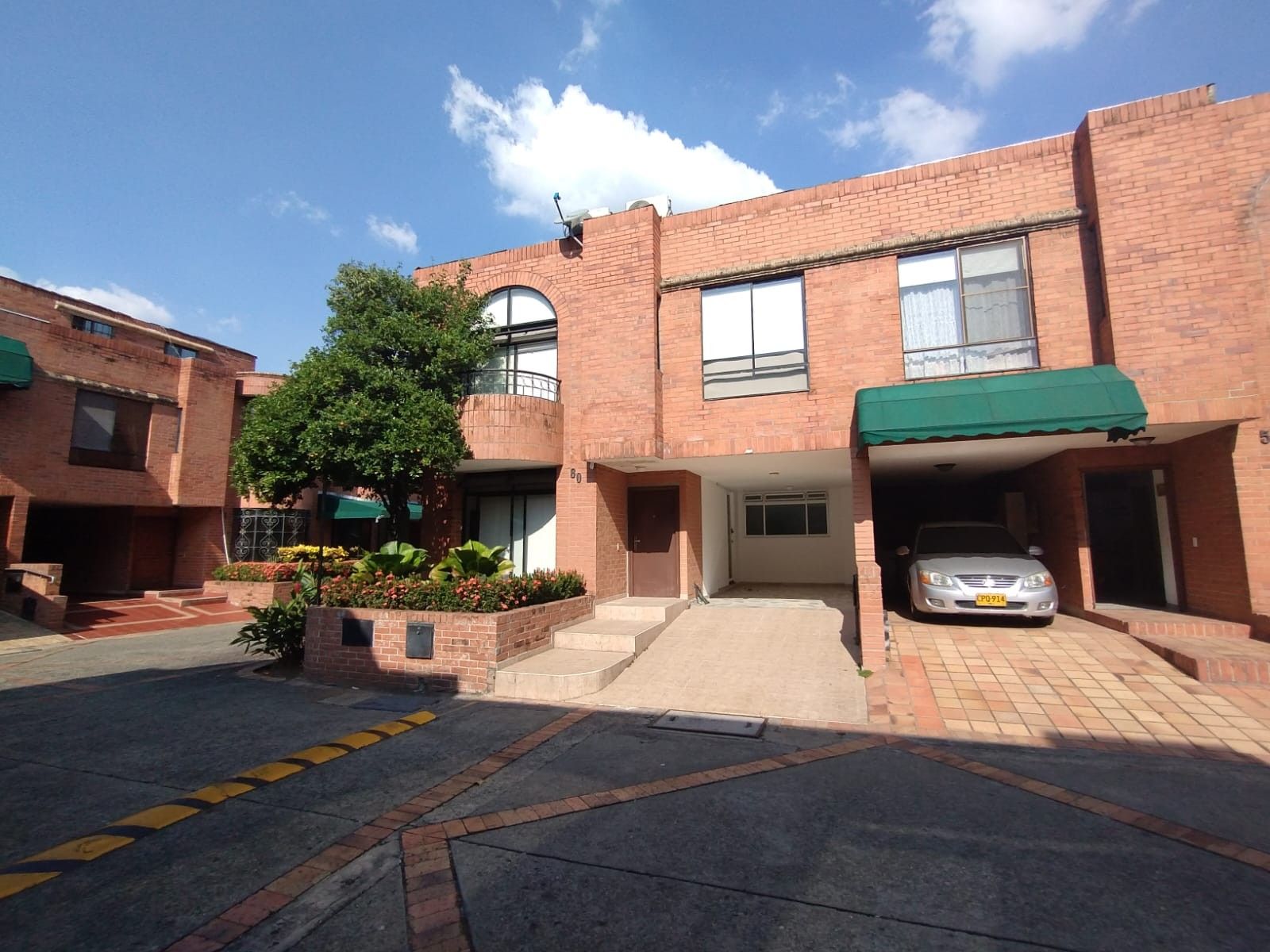 Casa en venta Valle Del Cauca Cali Nueva Tequendama 170 m2 Habitaciones 4 Baños 3 Garajes 2 Precio $590000000