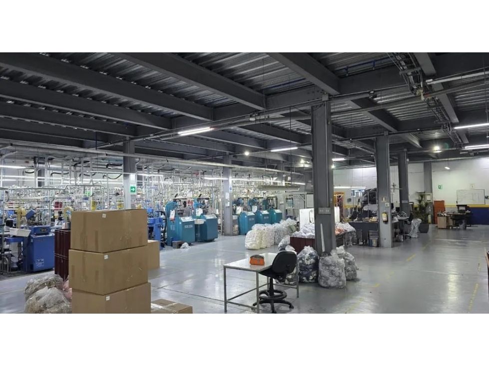 Bodega en arriendo Antioquia Itagüí Itagüí 1000 m2 Habitaciones 0 Baños 3 Garajes 2 Precio $30000000