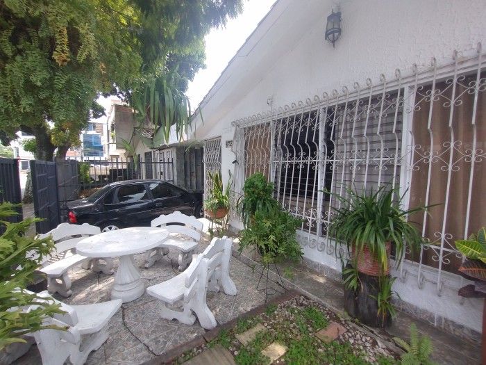 Casa en venta Valle Del Cauca Cali Vipasa 265 m2 Habitaciones 6 Baños 4 Garajes 1 Precio $670000000