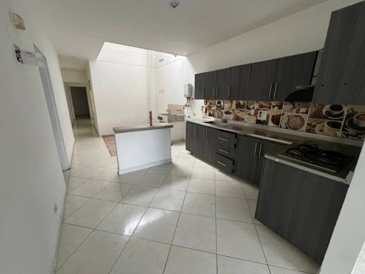 Casa en arriendo Antioquia Medellín Calasanz 75 m2 Habitaciones 3 Baños 2 Garajes 0 Precio $2400000