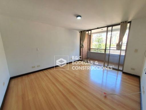 Apartamento en arriendo Antioquia Envigado La Orquídea 141 m2 Habitaciones 3 Baños 3 Garajes 2 Precio $4800000