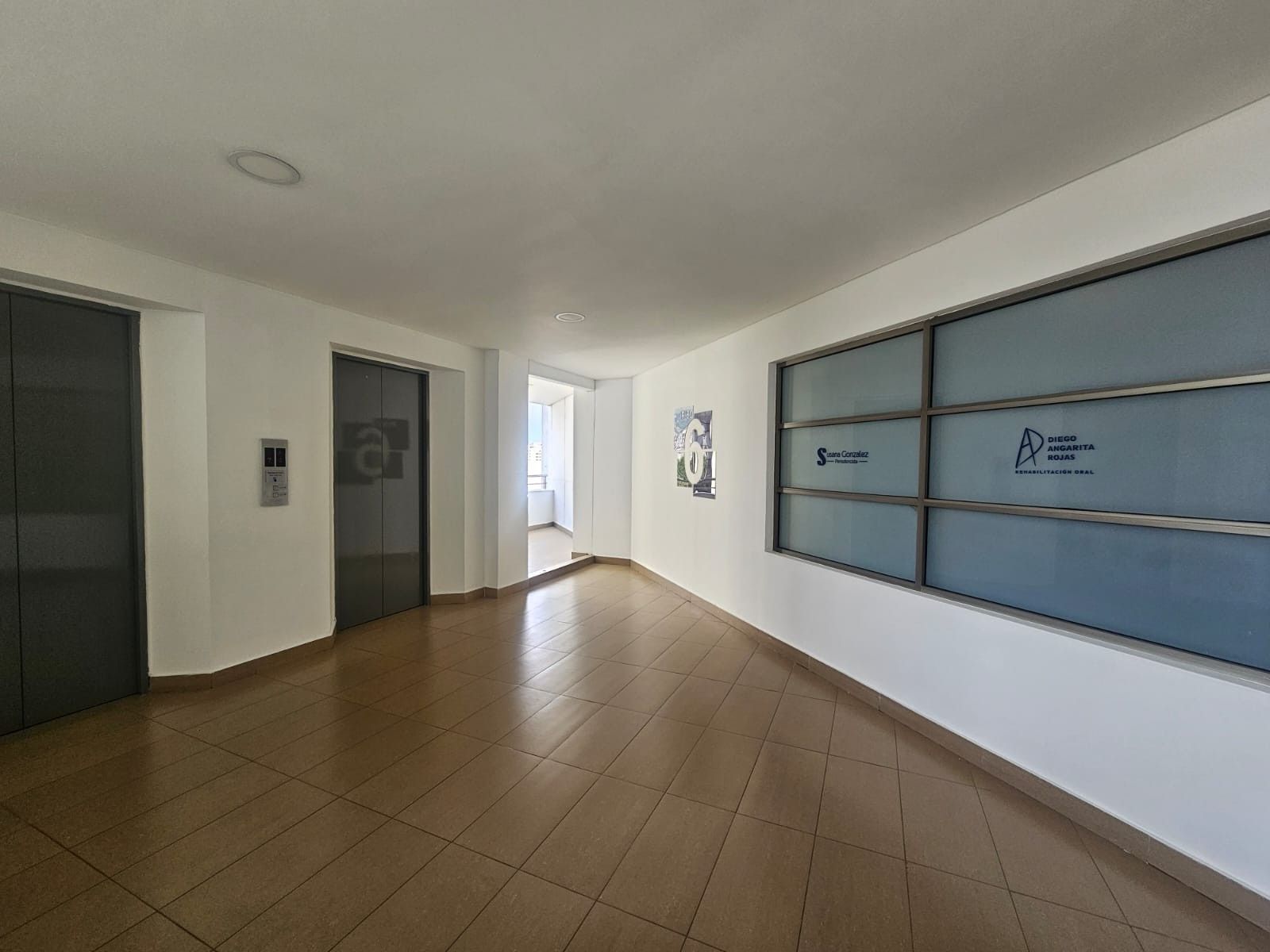 Consultorio en venta Valle Del Cauca Cali Camino Real - Los Fundadores 30 m2 Habitaciones 0 Baños 1 Garajes 1 Precio $345000000