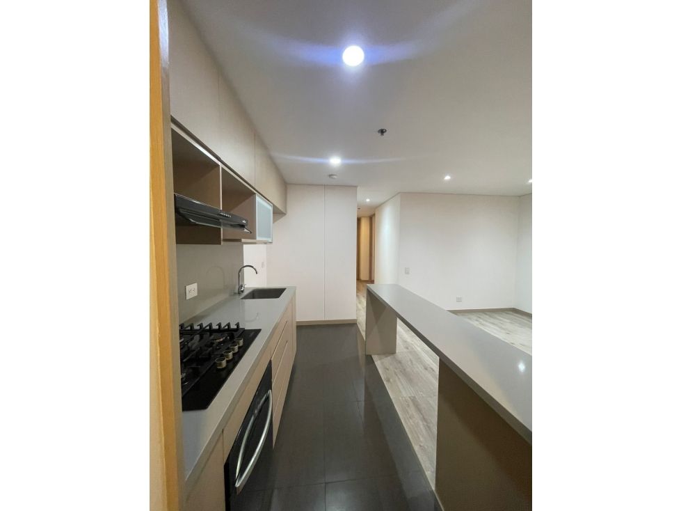 Apartamento en arriendo Antioquia Medellín Altos Del Poblado 100 m2 Habitaciones 3 Baños 2 Garajes 2 Precio $5500000