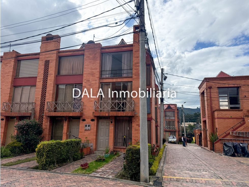 Casa en venta Cundinamarca Chía Ibaro 76 m2 Habitaciones 3 Baños 2 Garajes 1 Precio $319990000