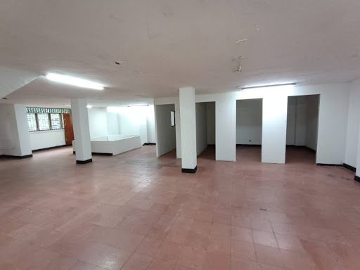 Bodega en arriendo Antioquia Medellín Girardot 192 m2 Habitaciones 0 Baños 2 Garajes 0 Precio $4000000