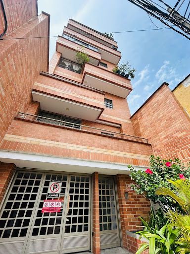 Apartamento en arriendo Antioquia Medellín Cristobal 90 m2 Habitaciones 3 Baños 3 Garajes 1 Precio $2600000