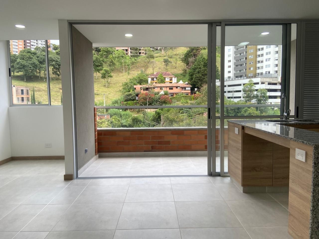 Apartamento en arriendo Antioquia Sabaneta Sabaneta 70 m2 Habitaciones 2 Baños 2 Garajes 1 Precio $3100000