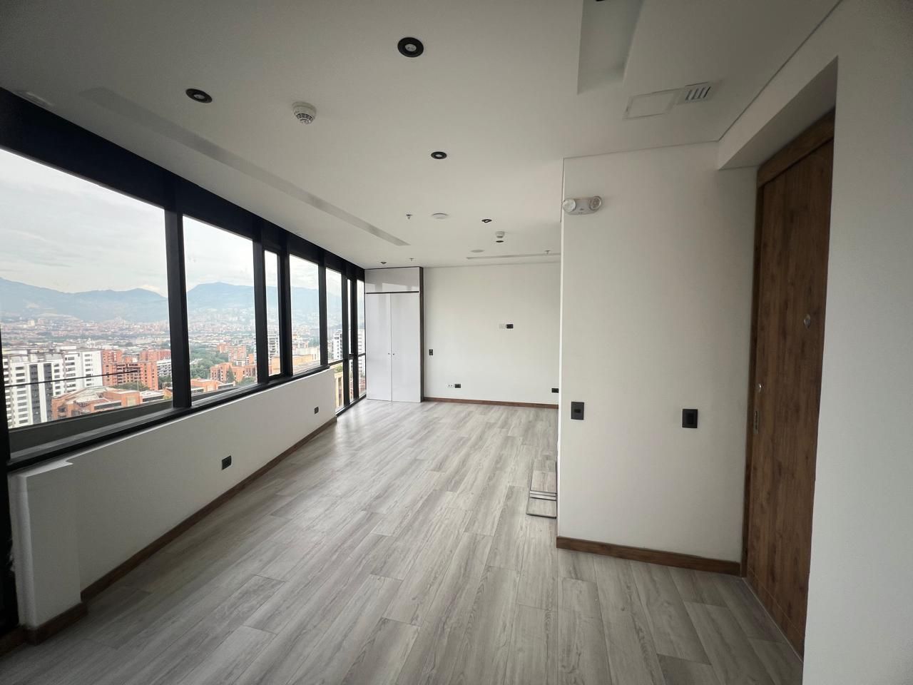 Oficina en arriendo Antioquia Medellín Alejandria 50 m2 Habitaciones 0 Baños 1 Garajes 1 Precio $6700000