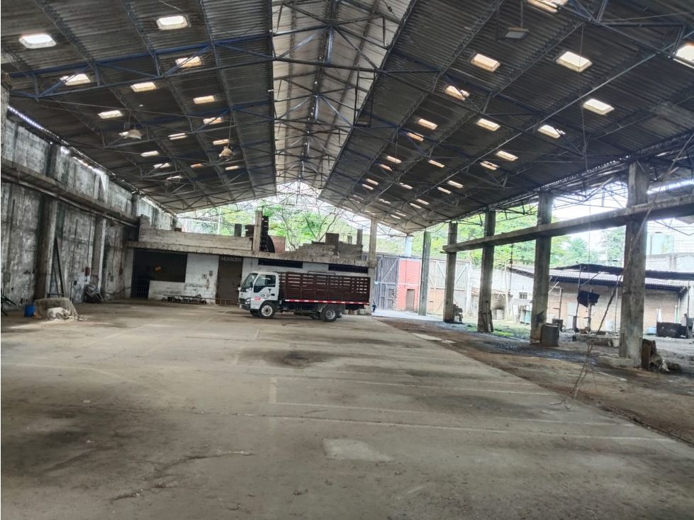 Bodega en venta Valle Del Cauca Palmira Palmira 4000 m2 Habitaciones 0 Baños 3 Garajes 0 Precio $5400000000