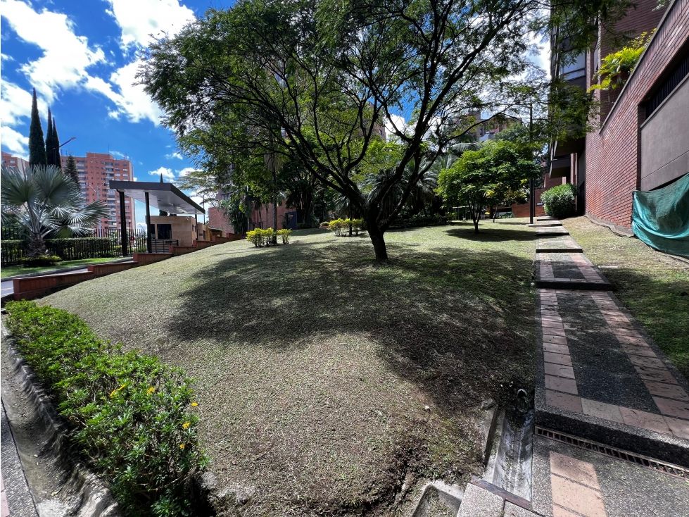 Apartamento en venta Antioquia Medellín El Tesoro 278 m2 Habitaciones 4 Baños 4 Garajes 2 Precio $1495000000