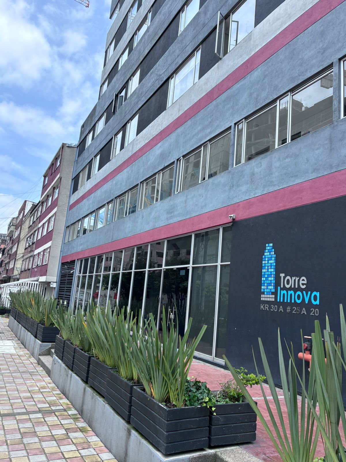 Apartaestudio en arriendo Cundinamarca Bogotá Gran América 22 m2 Habitaciones 1 Baños 1 Garajes 0 Precio $1350000