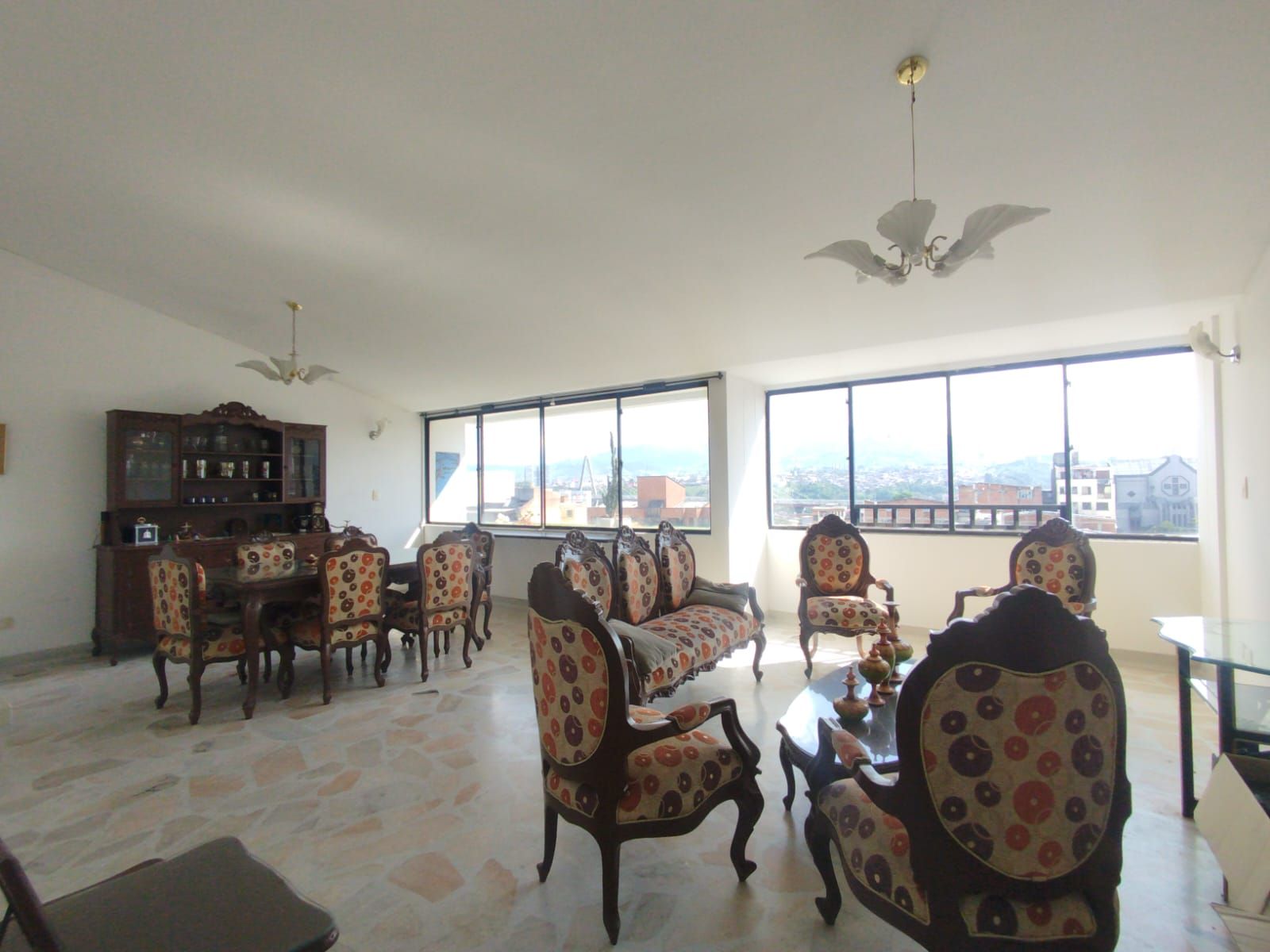 Apartamento en venta Risaralda Pereira Centro 156 m2 Habitaciones 3 Baños 3 Garajes 1 Precio $980000000
