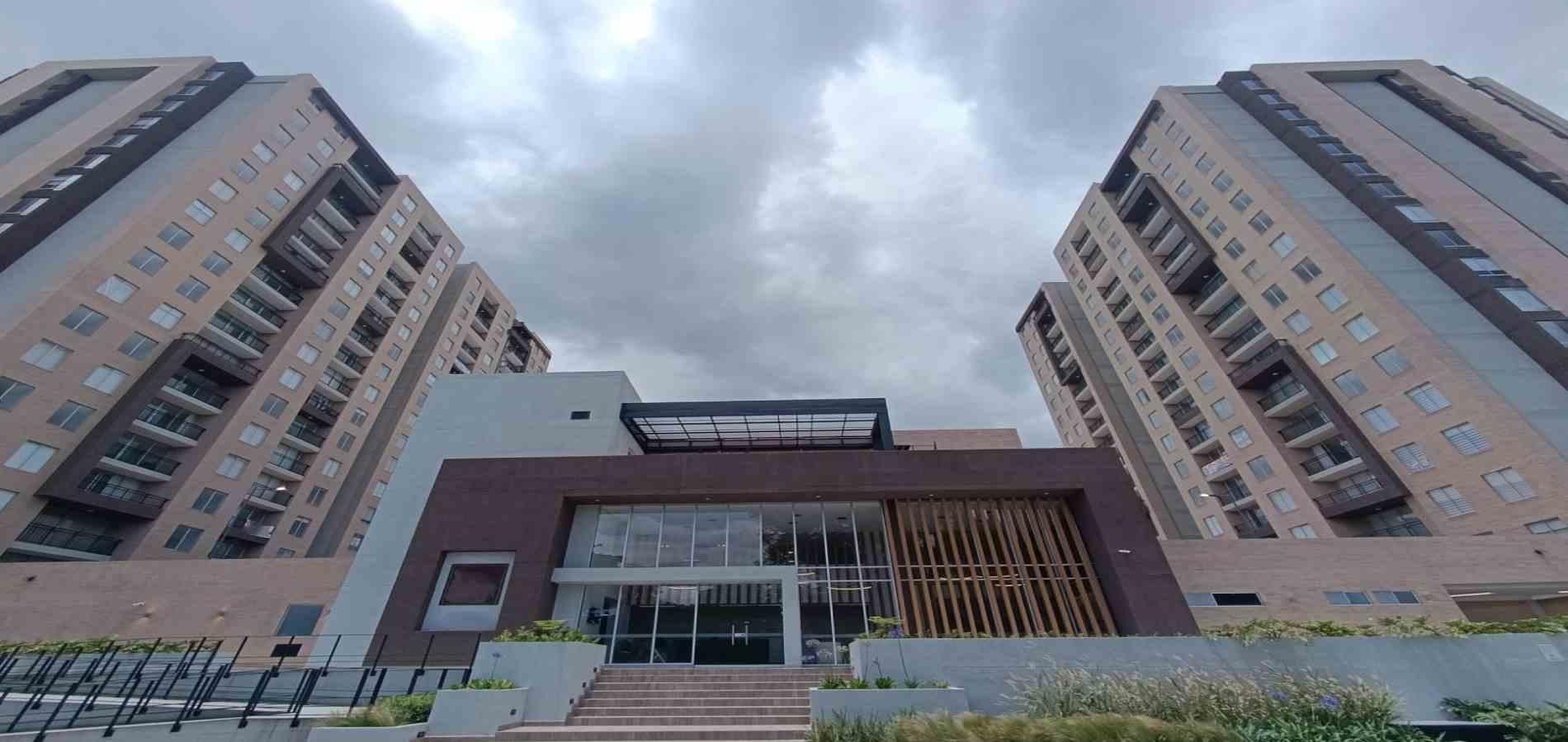 Apartamento en arriendo Cundinamarca Bogotá Casa Blanca 72 m2 Habitaciones 2 Baños 2 Garajes 1 Precio $2800000