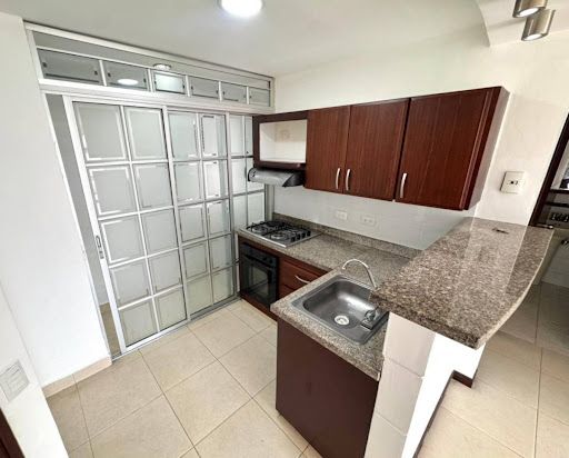 Apartamento en arriendo Antioquia Medellín Cuarta Brigada 70 m2 Habitaciones 2 Baños 2 Garajes 1 Precio $2950000