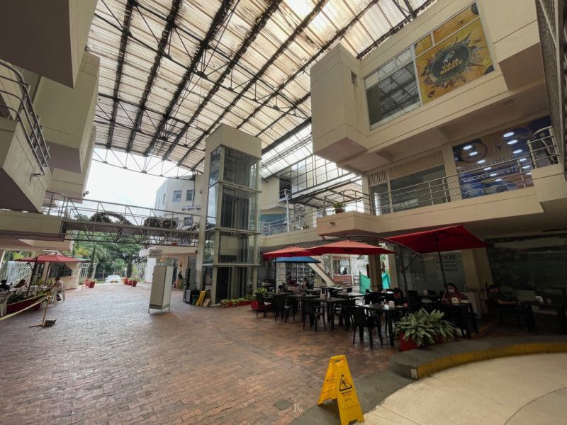 Oficina en arriendo Valle Del Cauca Cali El Lido 90 m2 Habitaciones 0 Baños 2 Garajes 2 Precio $3200000