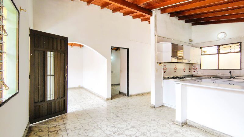 Casa en arriendo Antioquia Medellín Veinte De Julio 85 m2 Habitaciones 3 Baños 2 Garajes 0 Precio $1750000