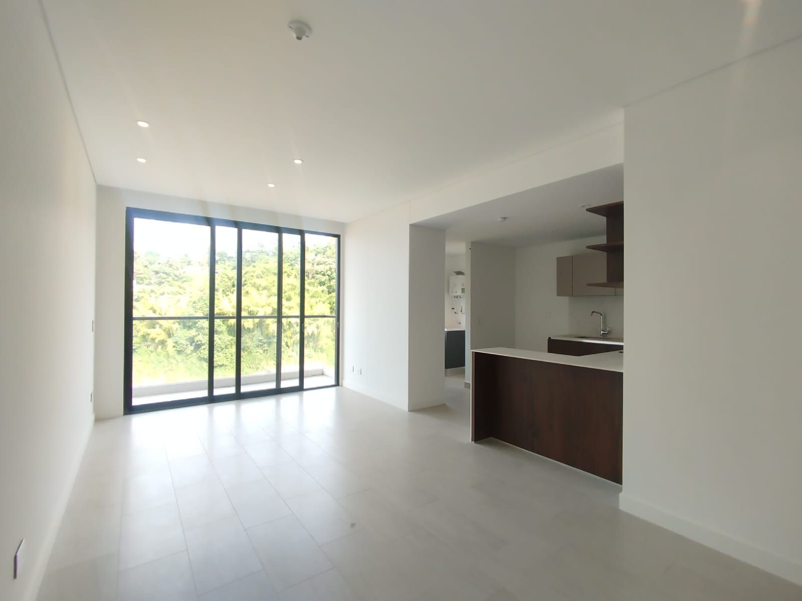 Apartamento en venta Risaralda Pereira Pinares Alto 98 m2 Habitaciones 3 Baños 2 Garajes 2 Precio $1000000000