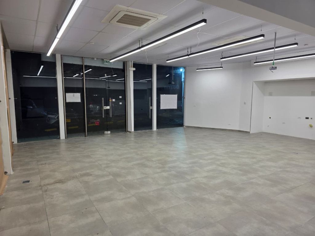 Local en arriendo Valle Del Cauca Cali San Cayetano 110 m2 Habitaciones 0 Baños 1 Garajes 0 Precio $10500000