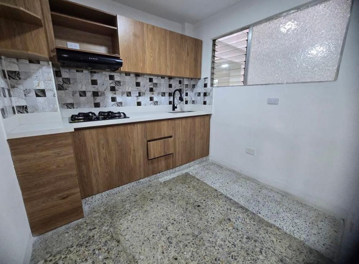 Apartamento en arriendo Antioquia Medellín Lorena 137 m2 Habitaciones 4 Baños 3 Garajes 0 Precio $3800000