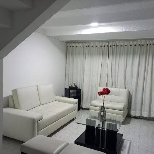Casa en venta Cundinamarca Bogotá Autopista Medellin 198 m2 Habitaciones 4 Baños 3 Garajes 1 Precio $650000000