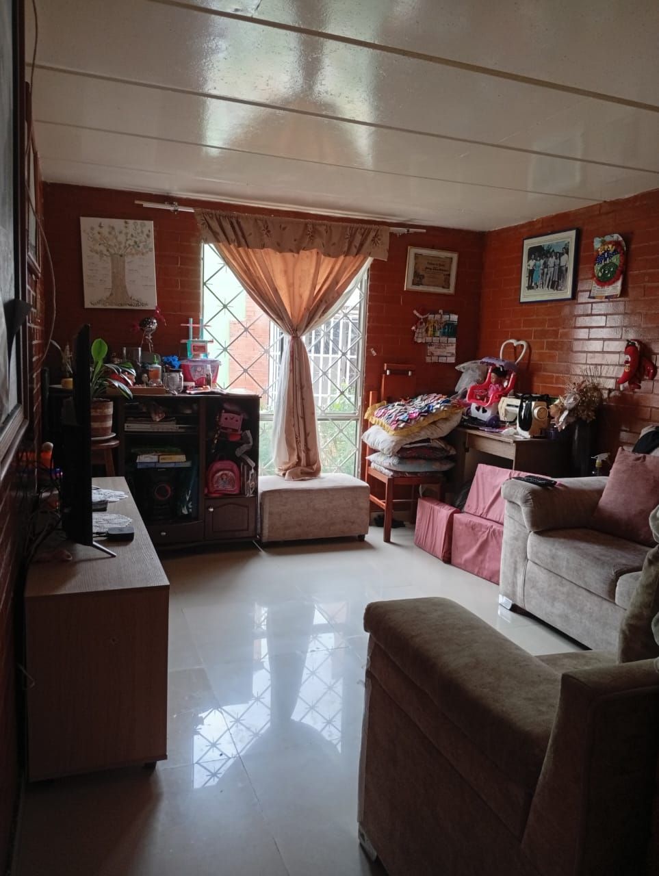 Casa en venta Cundinamarca Bogotá Cr Arrayanes 148 m2 Habitaciones 3 Baños 2 Garajes 1 Precio $405000000