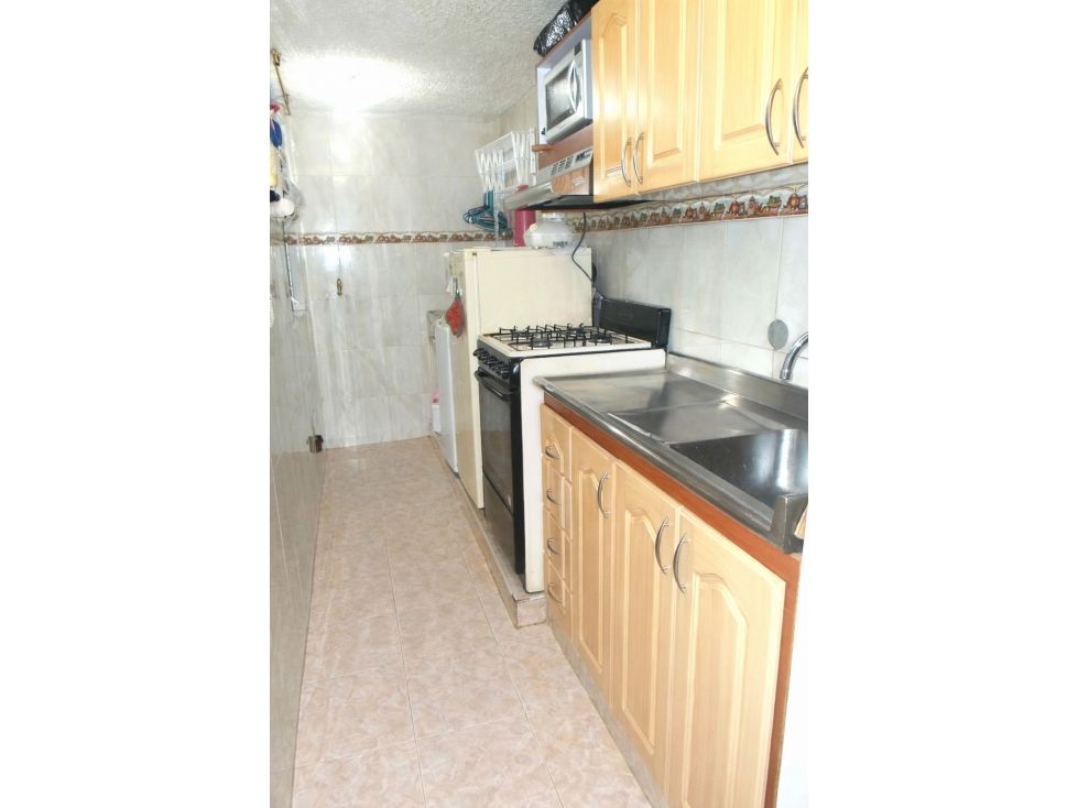 Apartamento en venta Cundinamarca Bogotá Granjas Del Dorado 40 m2 Habitaciones 3 Baños 1 Garajes 0 Precio $185000000