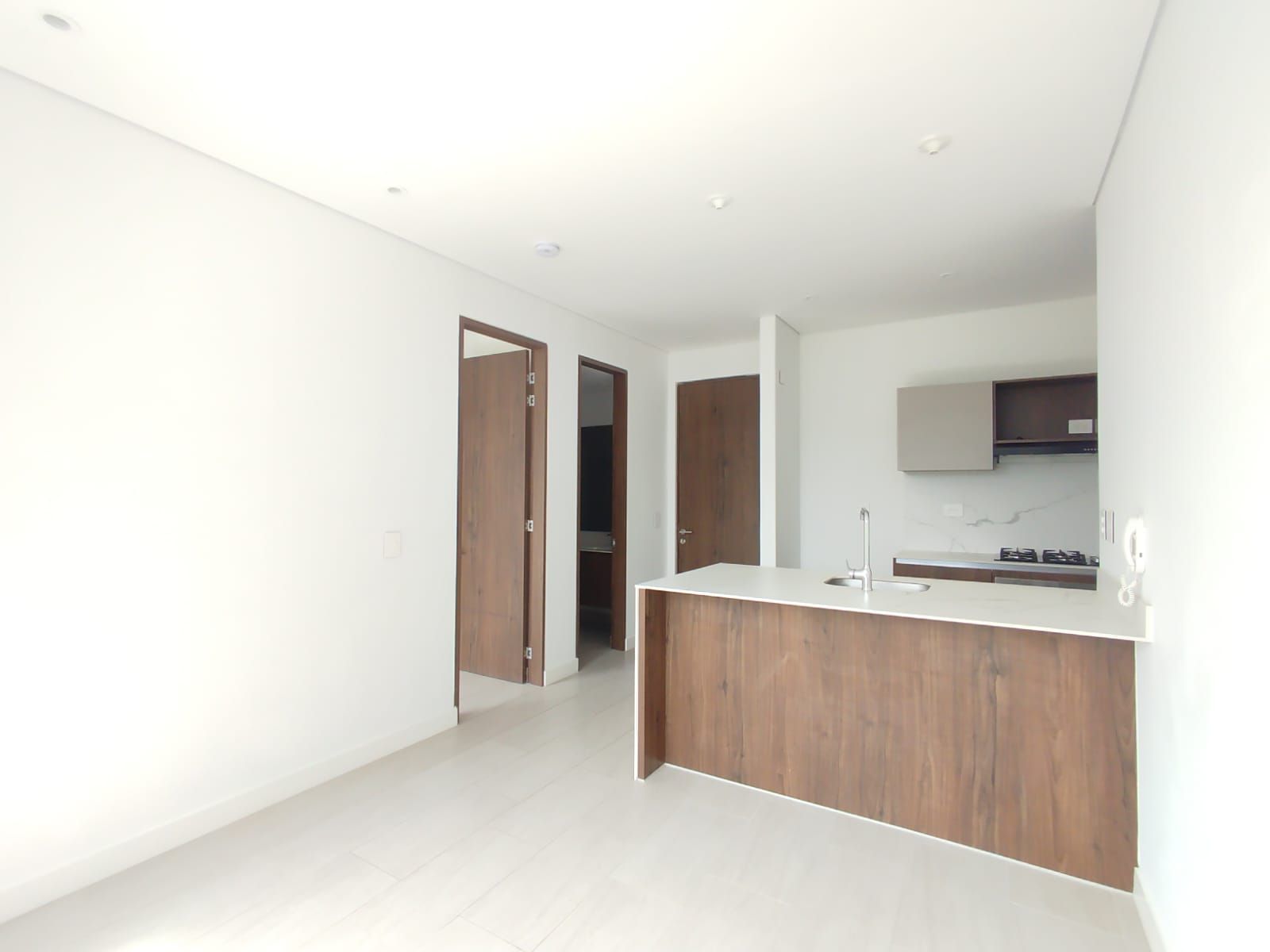 Apartaestudio en arriendo Risaralda Pereira Pinares Alto 35 m2 Habitaciones 1 Baños 1 Garajes 1 Precio $2550000