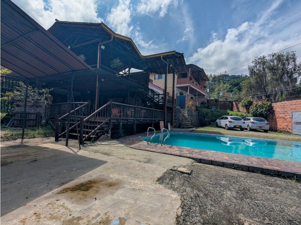 Casa en venta Antioquia Sabaneta Vereda La Doctora 2000 m2 Habitaciones 8 Baños 6 Garajes 10 Precio $4700000000