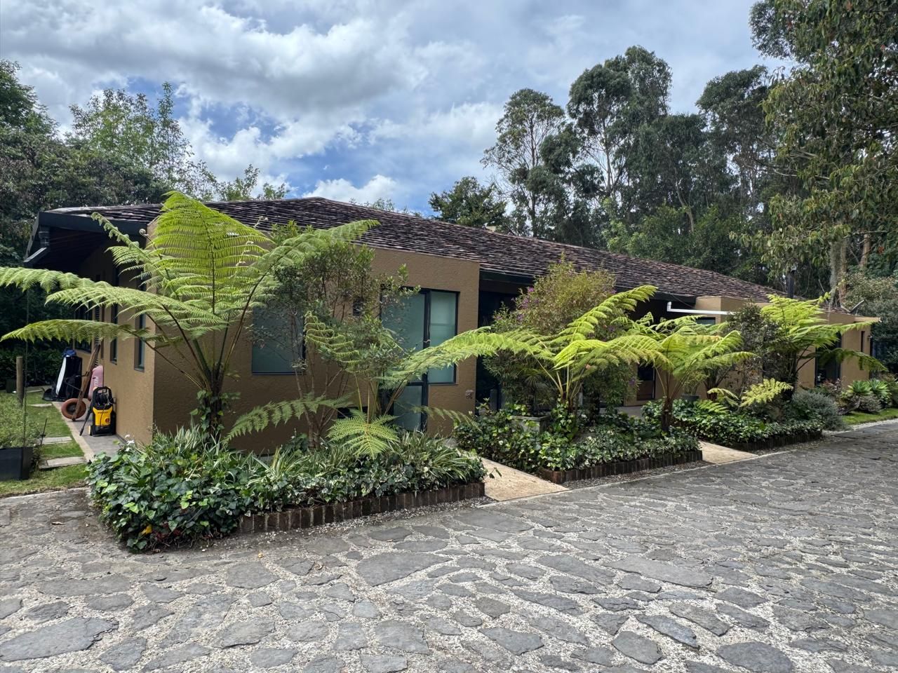 Casa en venta Cundinamarca La Calera La Calera 315 m2 Habitaciones 3 Baños 4 Garajes 2 Precio $2400000000