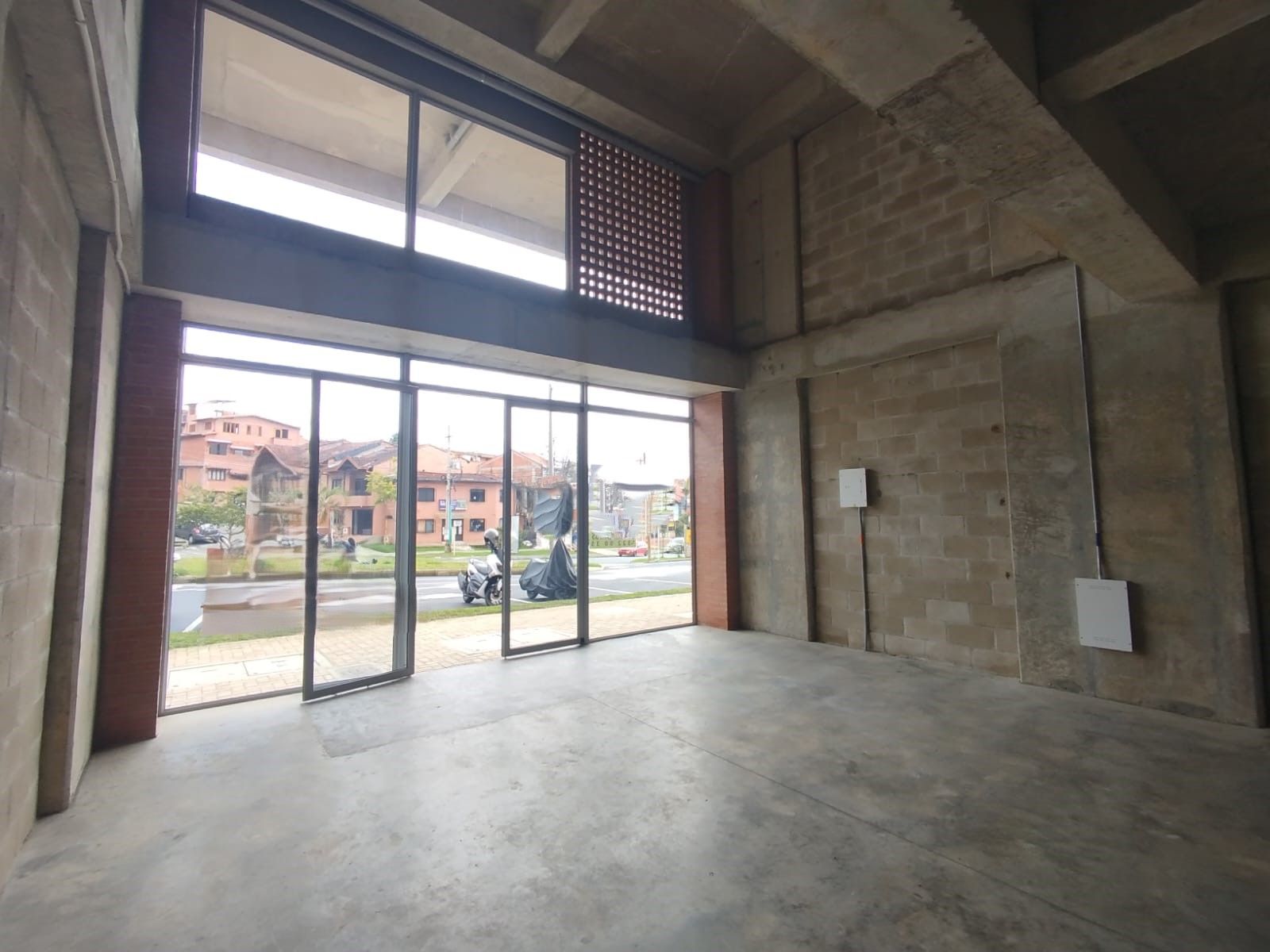 Local en arriendo Antioquia Rionegro El Porvenir 45 m2 Habitaciones 0 Baños 2 Garajes 0 Precio $4625000
