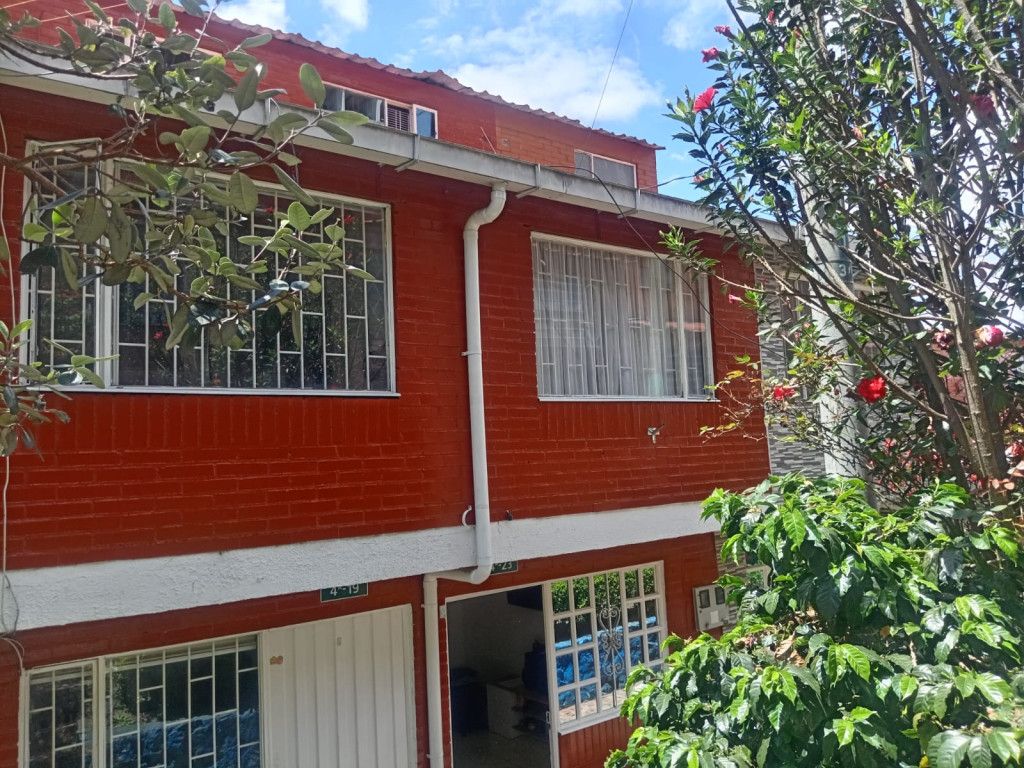 Casa en venta Cundinamarca Bogotá 20 De Julio 66 m2 Habitaciones 3 Baños 2 Garajes 0 Precio $215000000