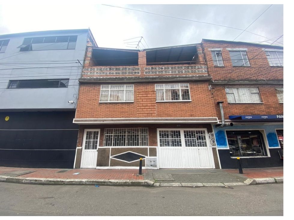 Casa en venta Cundinamarca Bogotá Ciudad Quirigua 275 m2 Habitaciones 13 Baños 5 Garajes 1 Precio $600000000