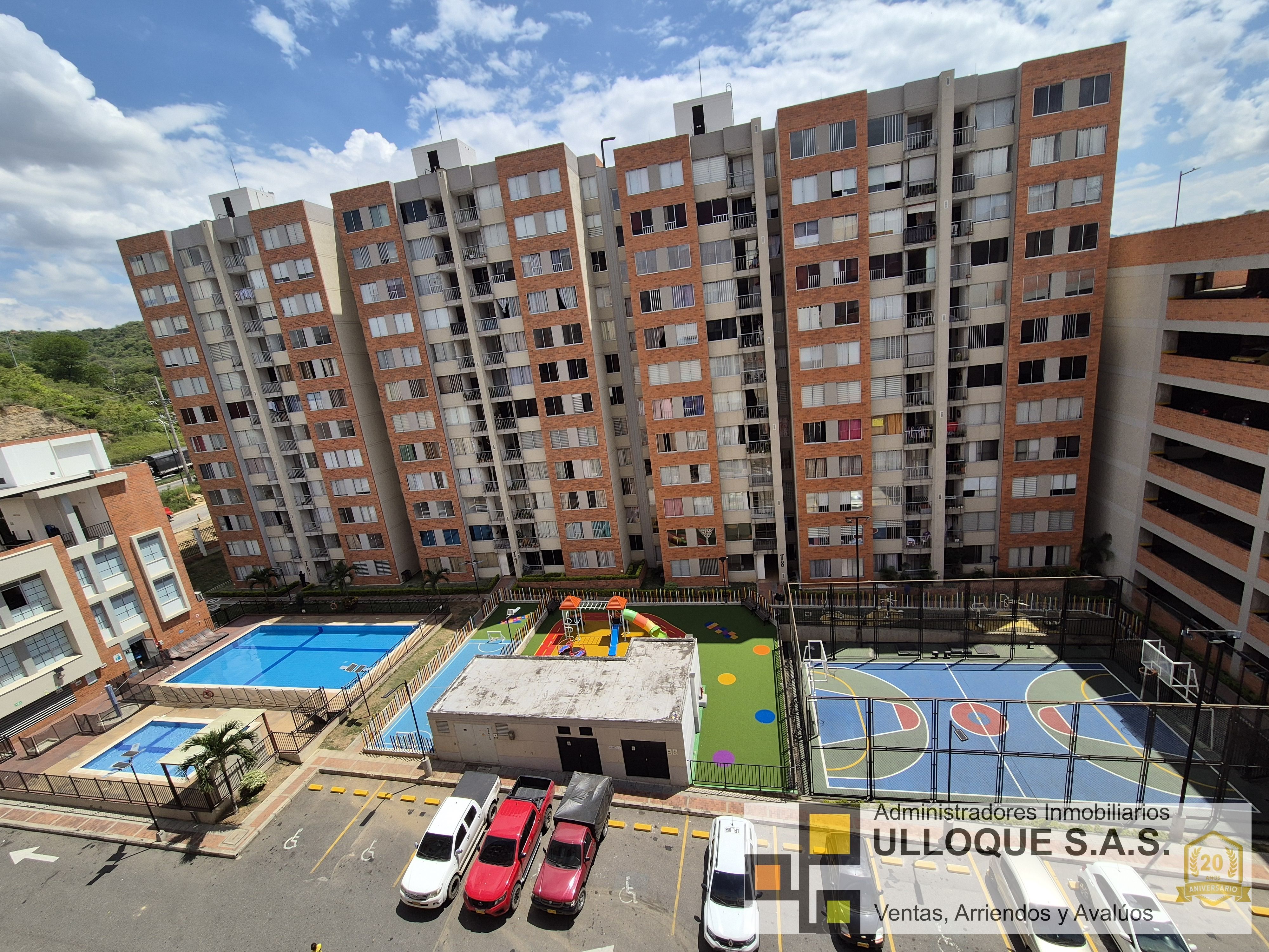 Apartamento en venta Santander Girón Almenares De San Juan 66 m2 Habitaciones 3 Baños 2 Garajes 1 Precio $230000000