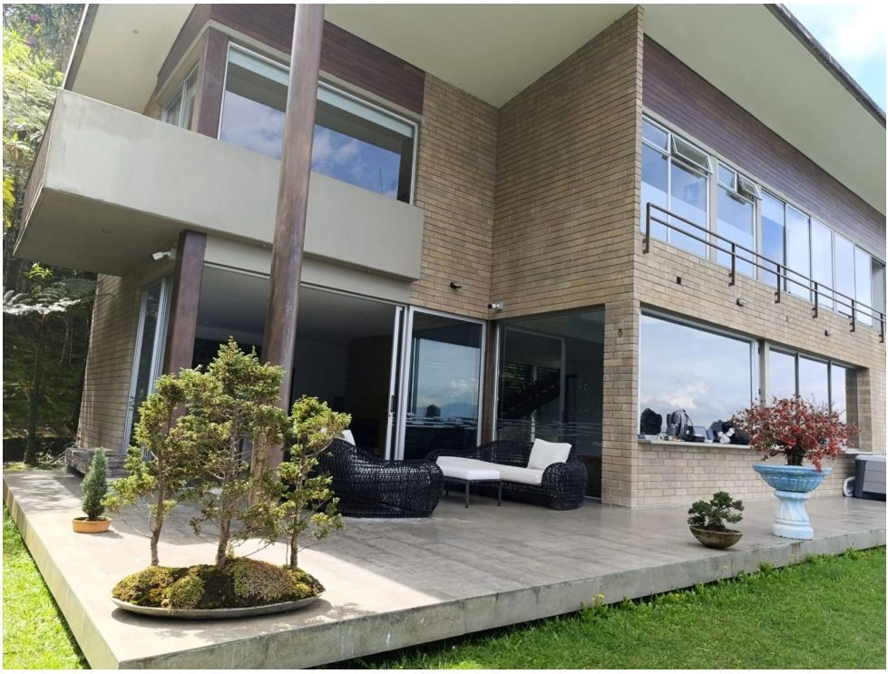 Casa en venta Antioquia Medellín Calle Nueva 471 m2 Habitaciones 5 Baños 4 Garajes 4 Precio $5000000000