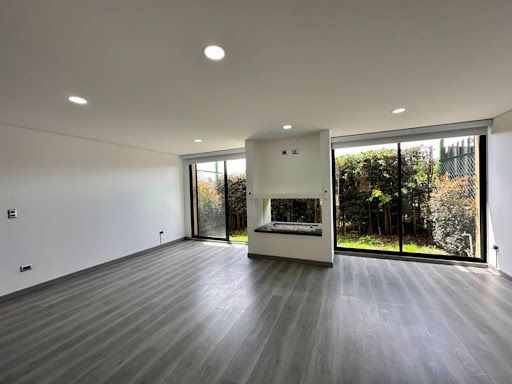 Casa en venta Cundinamarca Cota Cota 132 m2 Habitaciones 3 Baños 4 Garajes 2 Precio $780000000