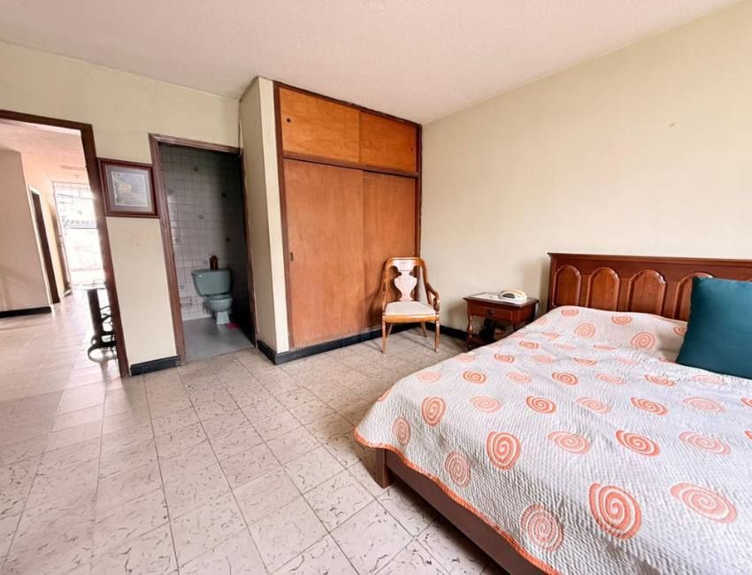 Casa en venta Santander Bucaramanga Universidad 330 m2 Habitaciones 6 Baños 4 Garajes 1 Precio $700000000